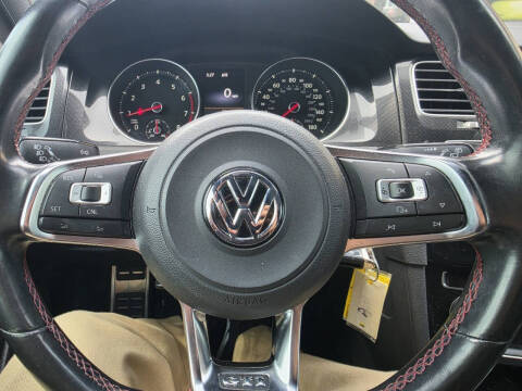2015 Volkswagen Golf GTI SE