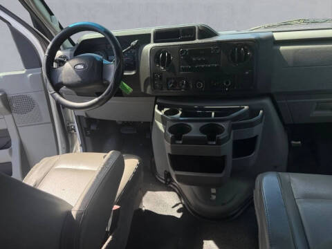 2012 Ford E-Series