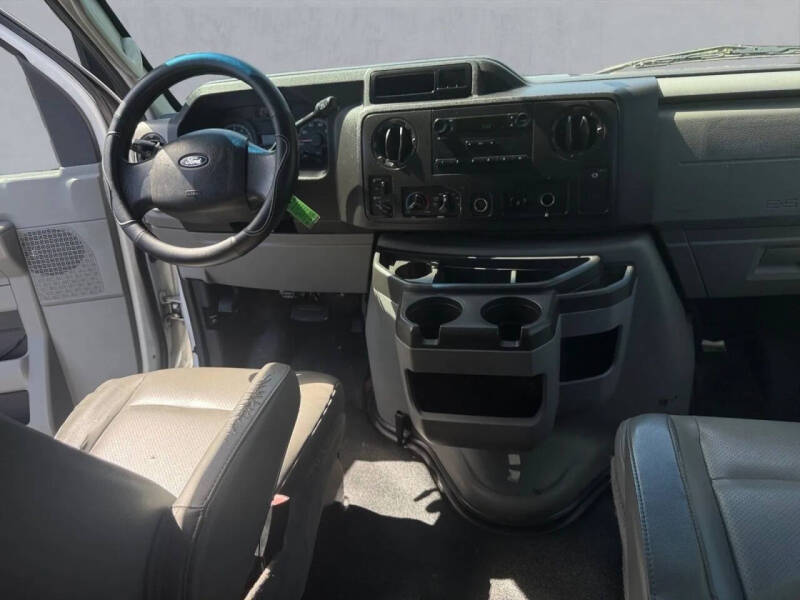 2012 Ford E-Series