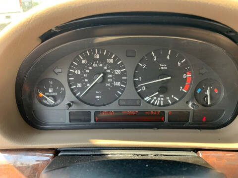 2000 BMW 7 Series 740iL