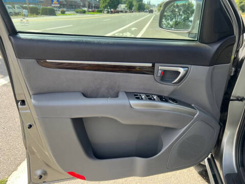 2011 Hyundai Santa Fe SE