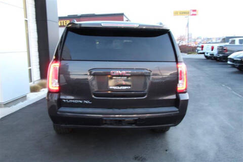 2017 GMC Yukon XL SLT