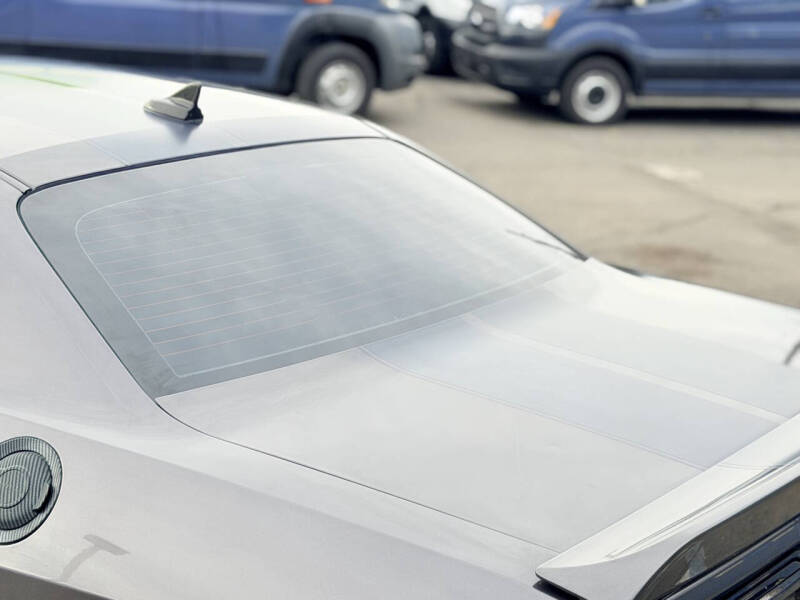 2015 Dodge Challenger SRT 392