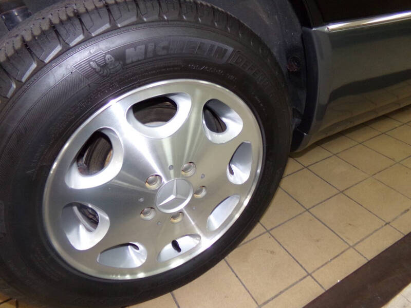 1995 Mercedes-Benz E-Class E 320