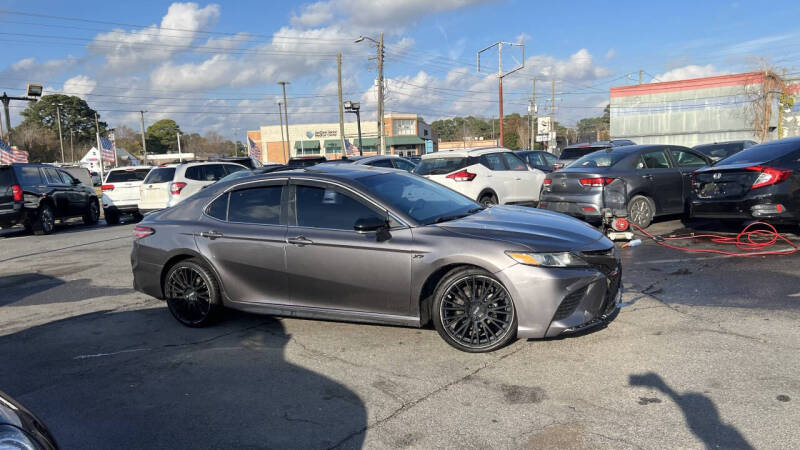 2019 Toyota Camry SE