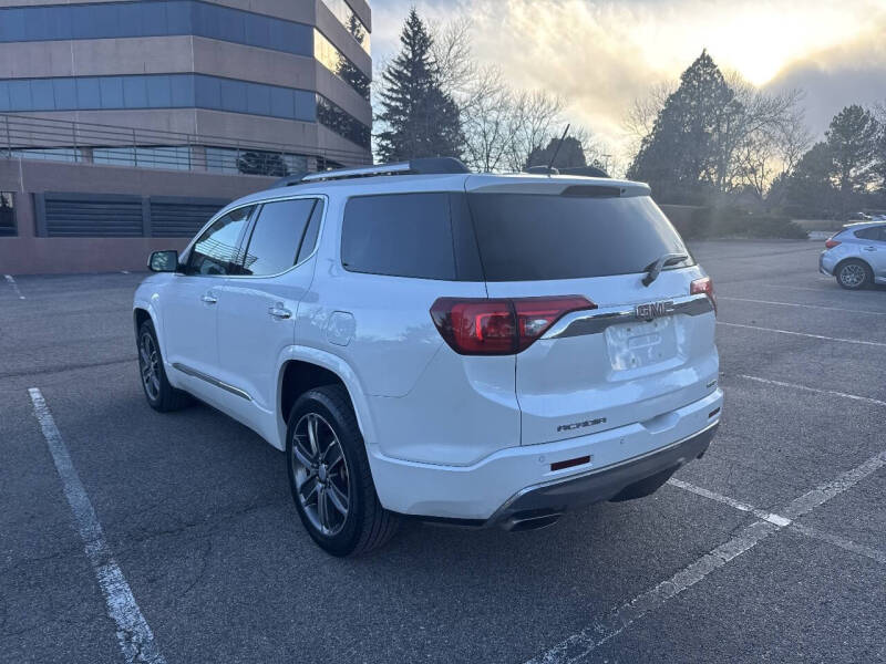 2019 GMC Acadia Denali