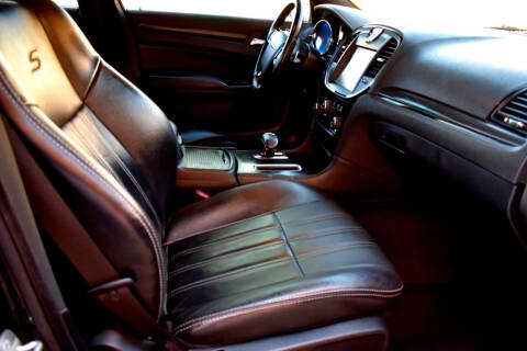 2015 Chrysler 300 Limited