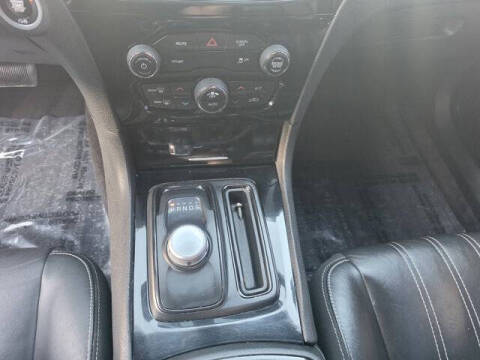 2018 Chrysler 300 S