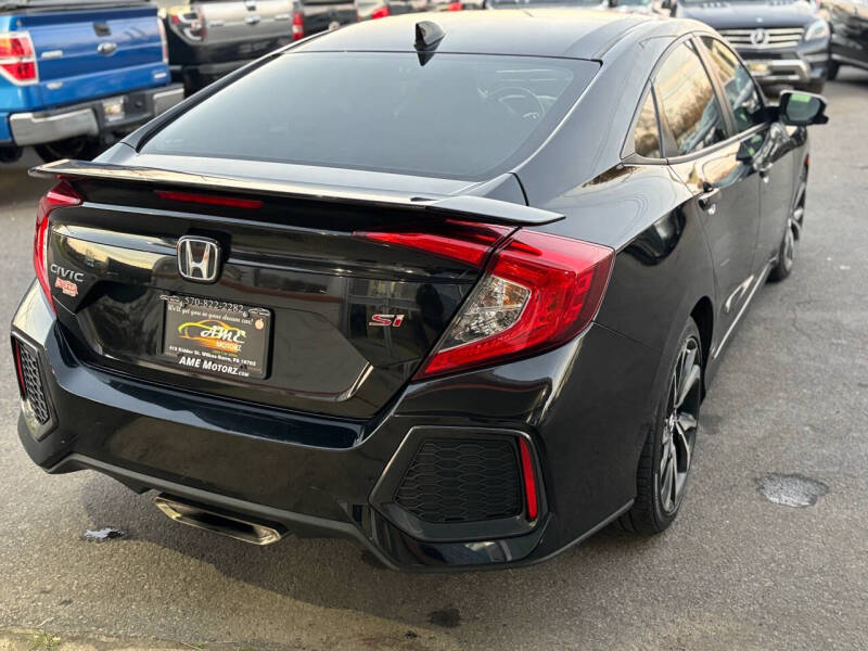 2018 Honda Civic Si photo 18