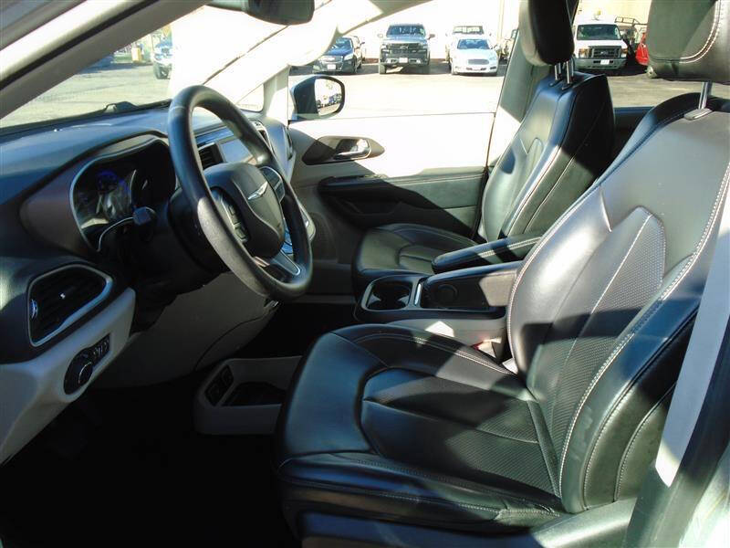 2021 Chrysler Voyager LXi