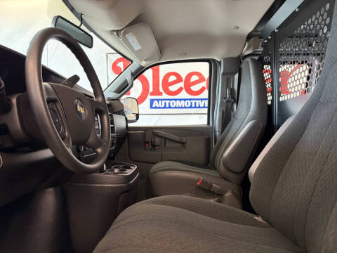 2023 Chevrolet Express 2500