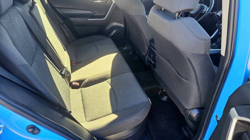 2021 Toyota RAV4 Hybrid XLE