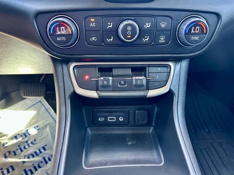 2022 GMC Terrain Denali