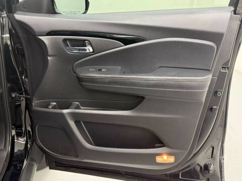 2017 Honda Ridgeline Black Edition