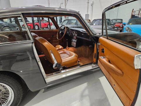 1966 Aston Martin DB6