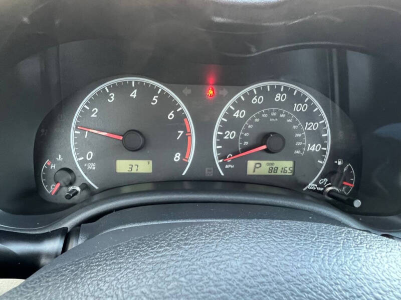 2011 Toyota Corolla LE