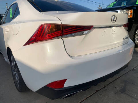 2019 Lexus IS 300