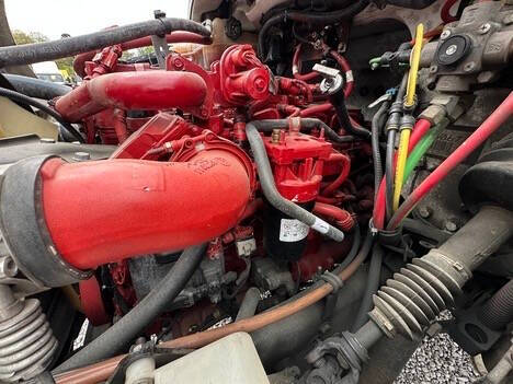 2019 Freightliner M2 106