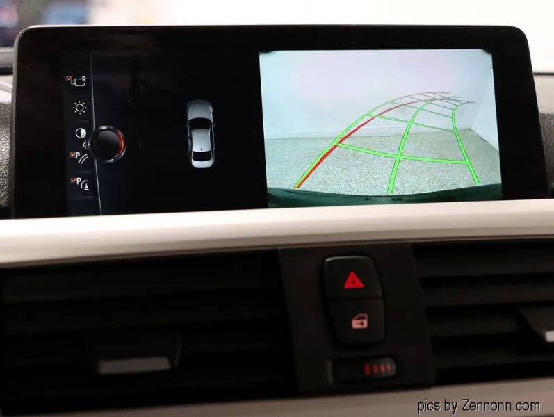 2017 BMW 3 Series 320i xDrive