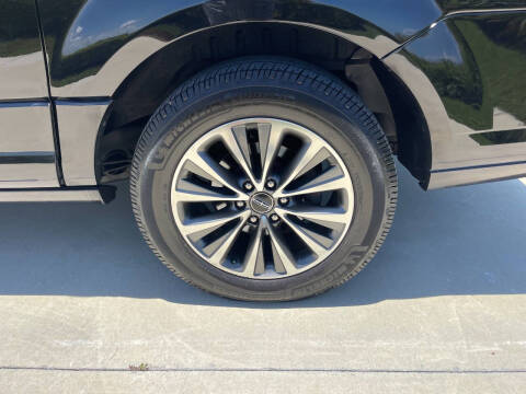 2016 Lincoln Navigator L Select