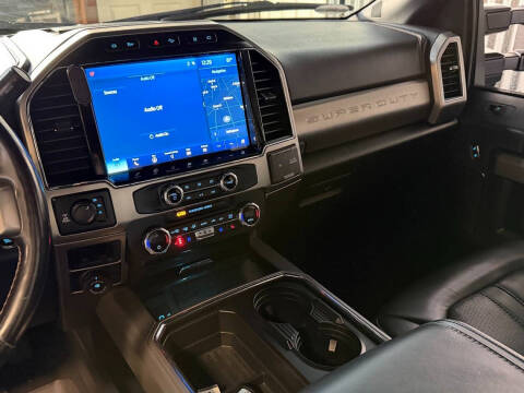 2022 Ford F-350 Super Duty Platinum