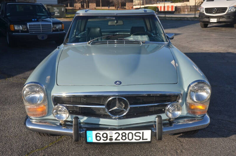 1969 Mercedes-Benz 280-Class
