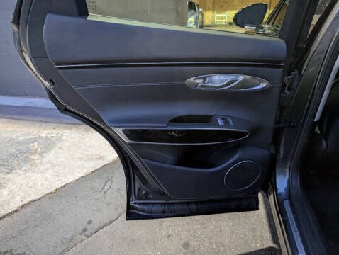 2025 Genesis GV70 2.5T Standard