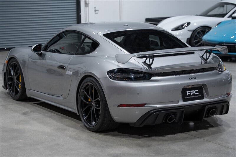 2020 Porsche 718 Cayman GT4