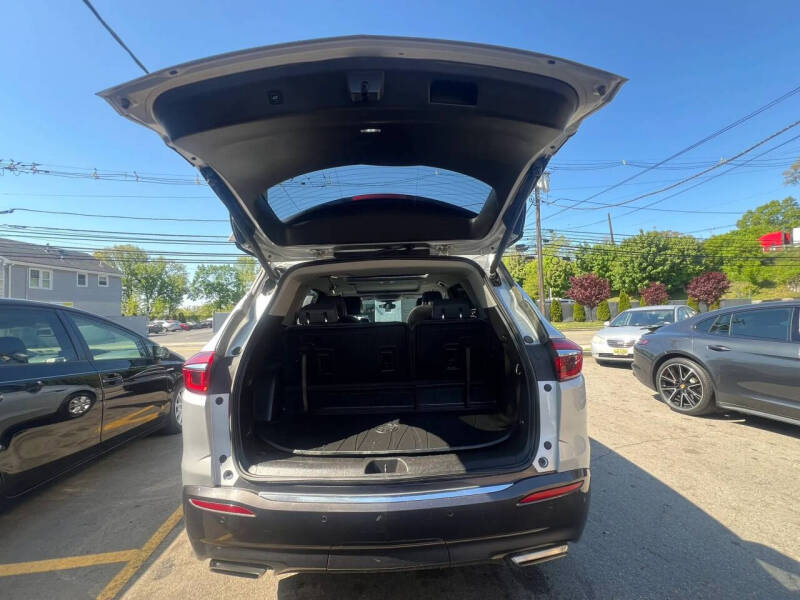 2018 Buick Enclave Essence