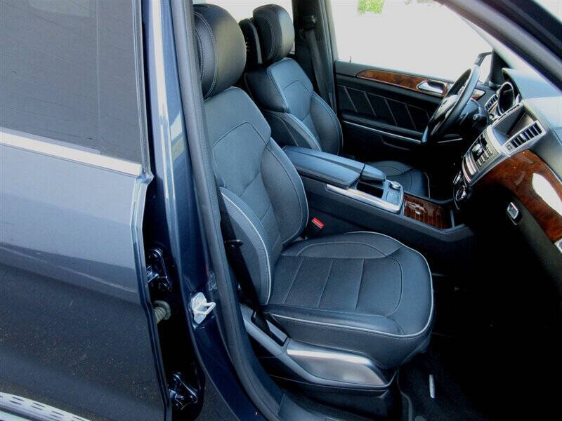 2013 Mercedes-Benz GL-Class GL 550 4MATIC