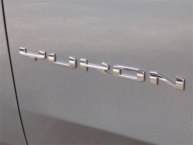 2025 GMC Yukon Elevation