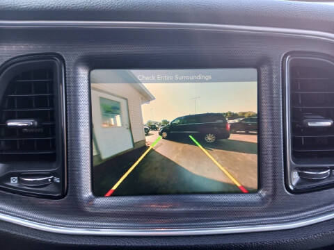 2015 Dodge Challenger SXT Plus