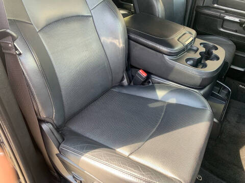 2016 RAM 1500 Laramie