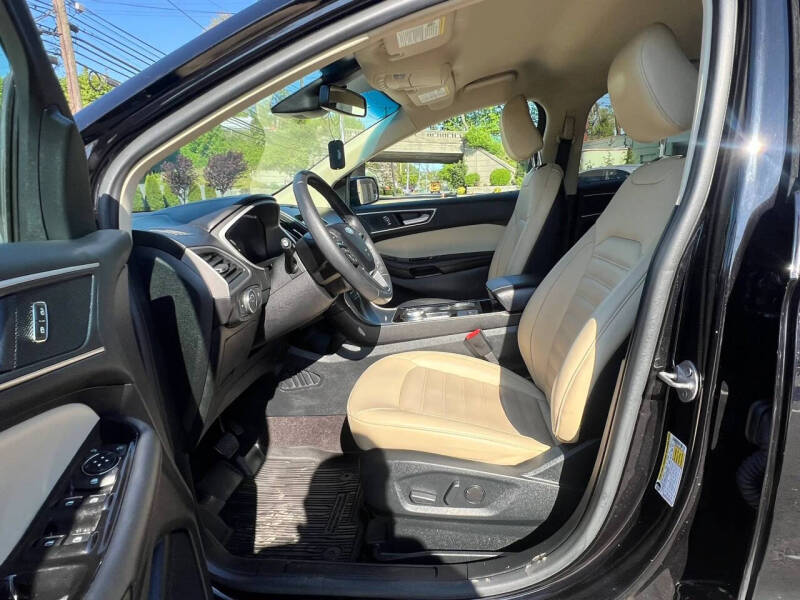 2020 Ford Edge