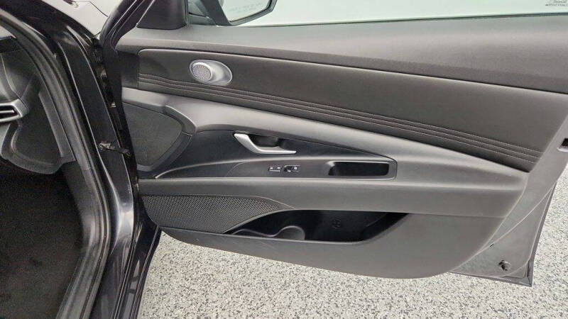 2023 Hyundai Elantra