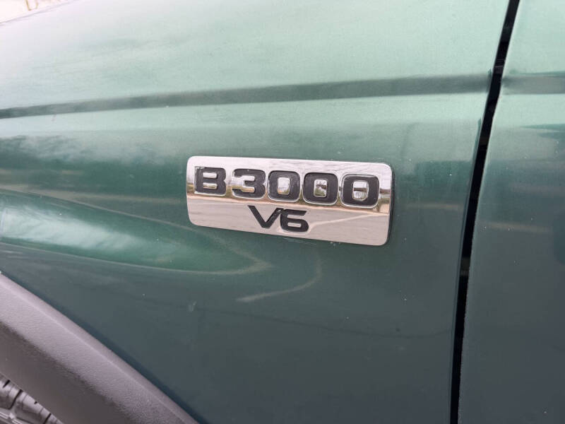 1999 Mazda B-Series B3000 SE