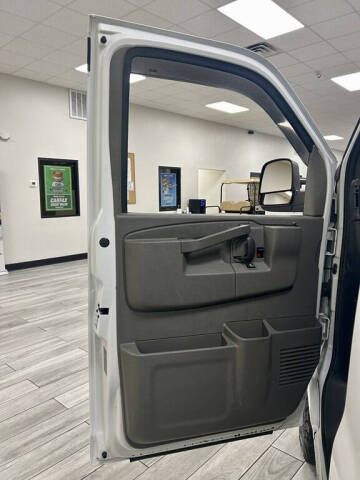 2020 Chevrolet Express 2500