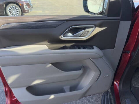 2023 GMC Yukon XL SLT