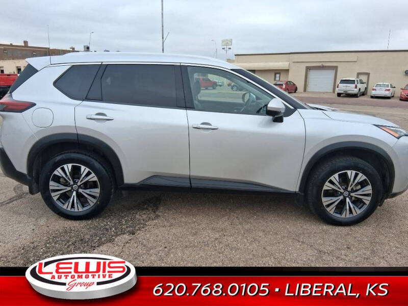 Used 2021 Nissan Rogue SV with VIN 5N1AT3BA8MC782650 for sale in Liberal, KS