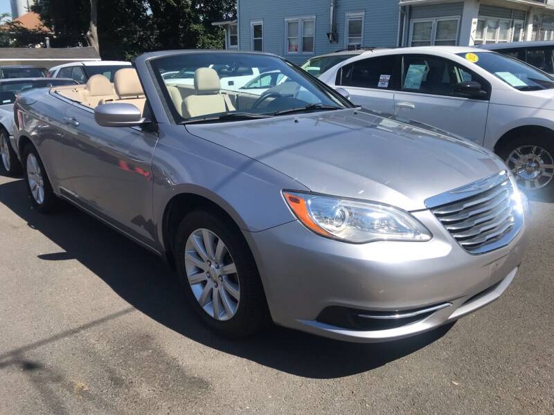 2013 Chrysler 200 Convertible for sale at Alexander Antkowiak Auto Sales Inc. in Hatboro PA