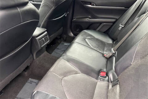 2021 Toyota Camry Hybrid XLE