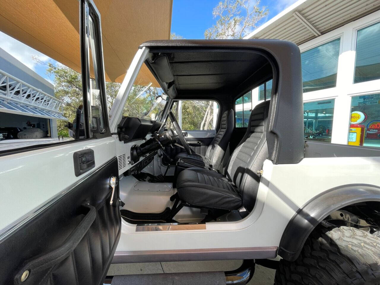 1986 Jeep CJ-7 21