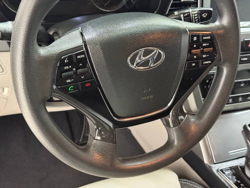 2017 Hyundai Sonata SE