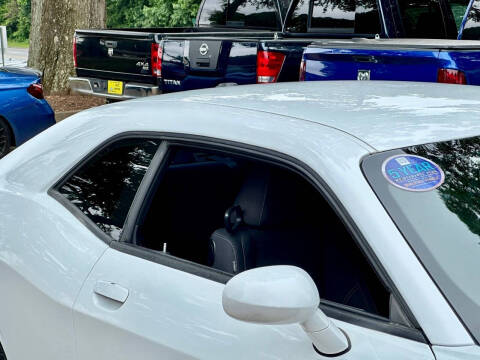 2015 Dodge Challenger SXT