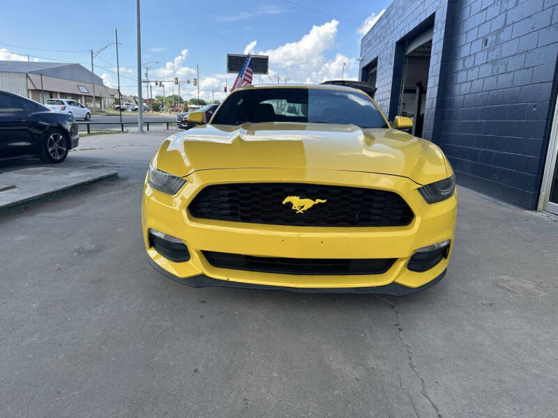 2017 Ford Mustang V6