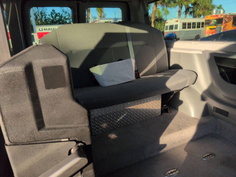 2014 Ford E-Series E-150 XLT