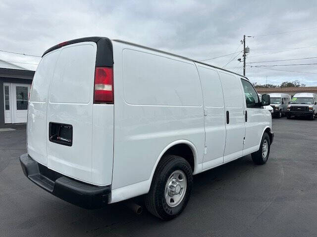 2016 Chevrolet Express 2500