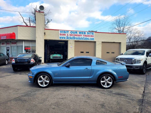 2006 Ford Mustang GT Deluxe