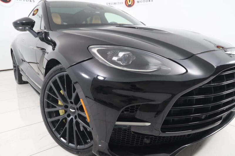 2023 Aston Martin DBX 707