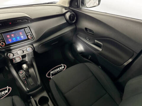 2023 Nissan Kicks S